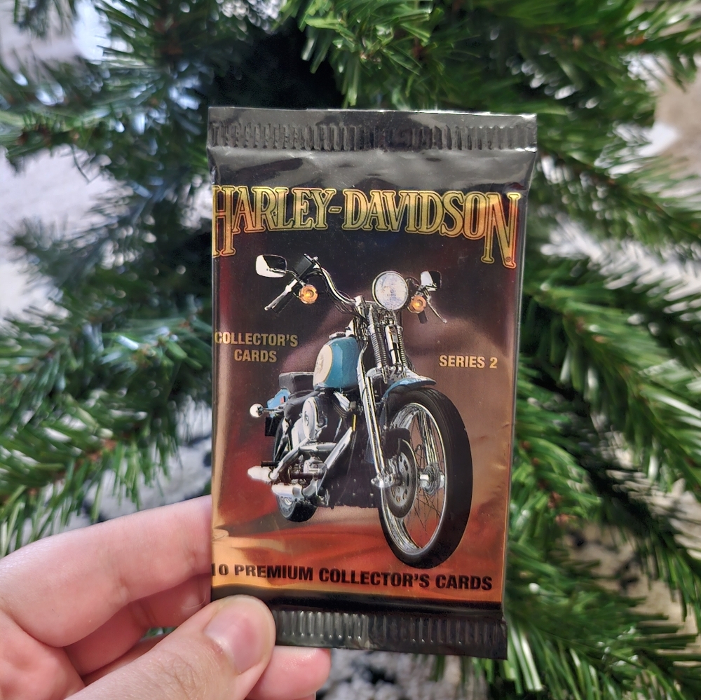 Harley-Davidson Series 2 Collector's Cards - Black and‎ Gold